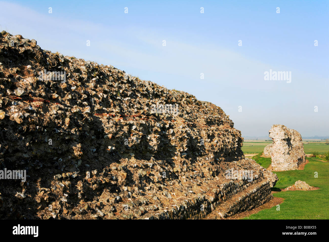 Détail de l'Archipel du sud de la paroi du Fort romain de Gariannonum à Burgh Castle, près de Great Yarmouth, Norfolk, Royaume-Uni. Banque D'Images