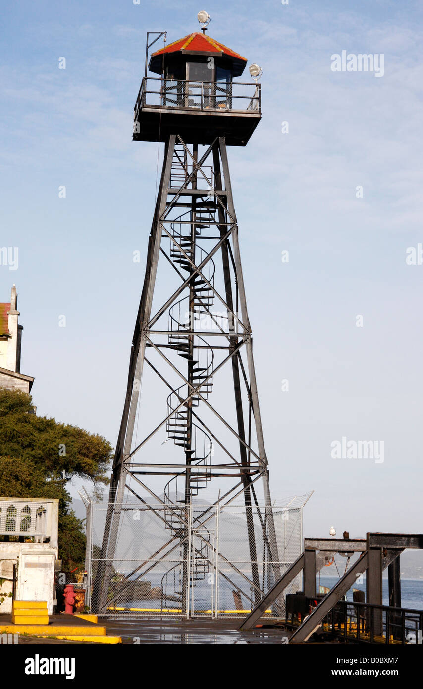 Tour de garde à l'île d'Alcatraz ancienne prison fédérale pénitentiaire Banque D'Images