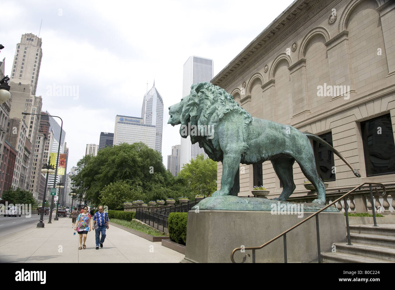 Lion en face de l'Art Institute de Chicago, dans l'Illinois Banque D'Images