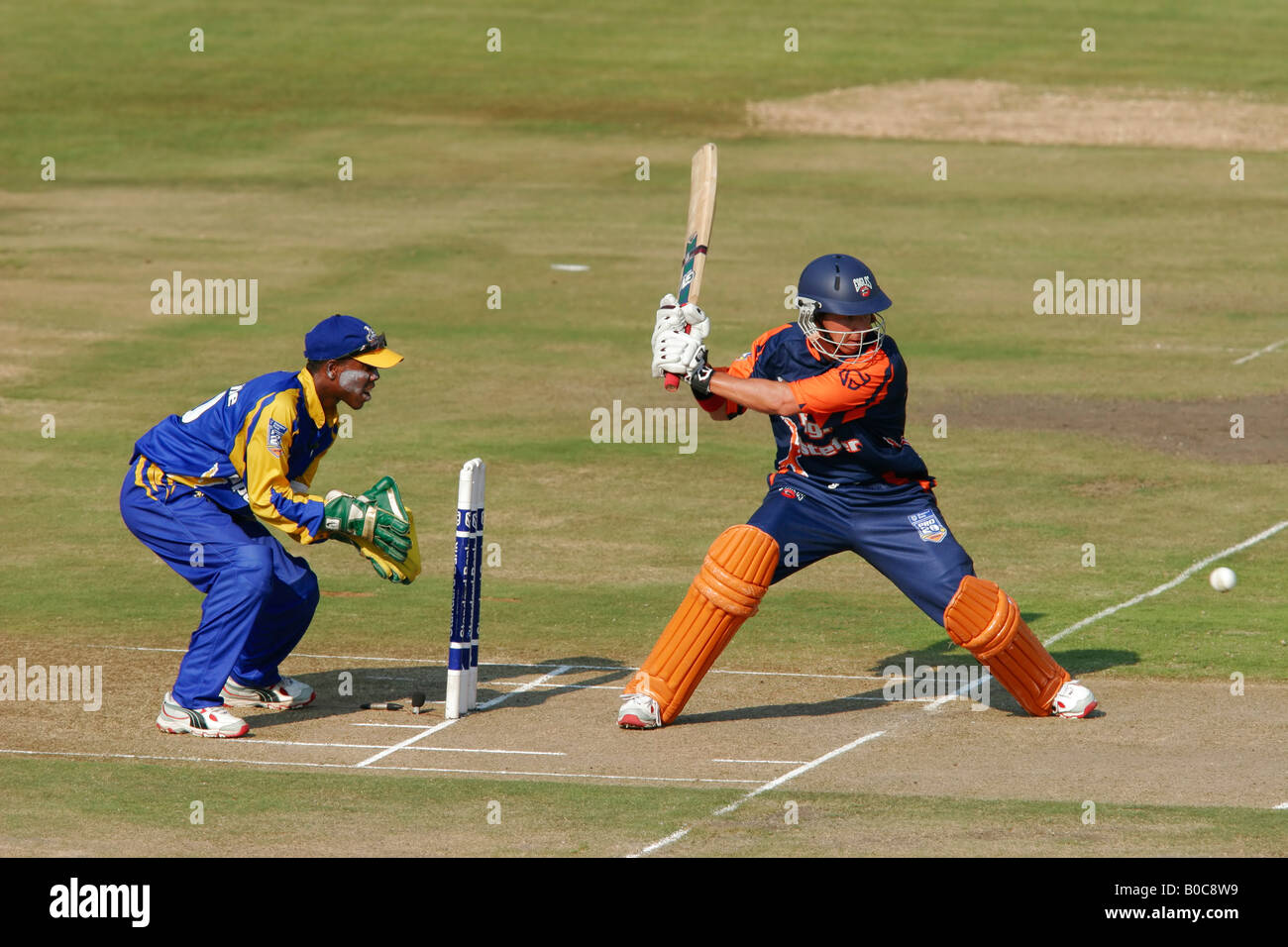 Action Cricket lors d'un match d'une journée entre le cap de l'État libre cobras et les aigles, Bloemfontein, Afrique du Sud Banque D'Images