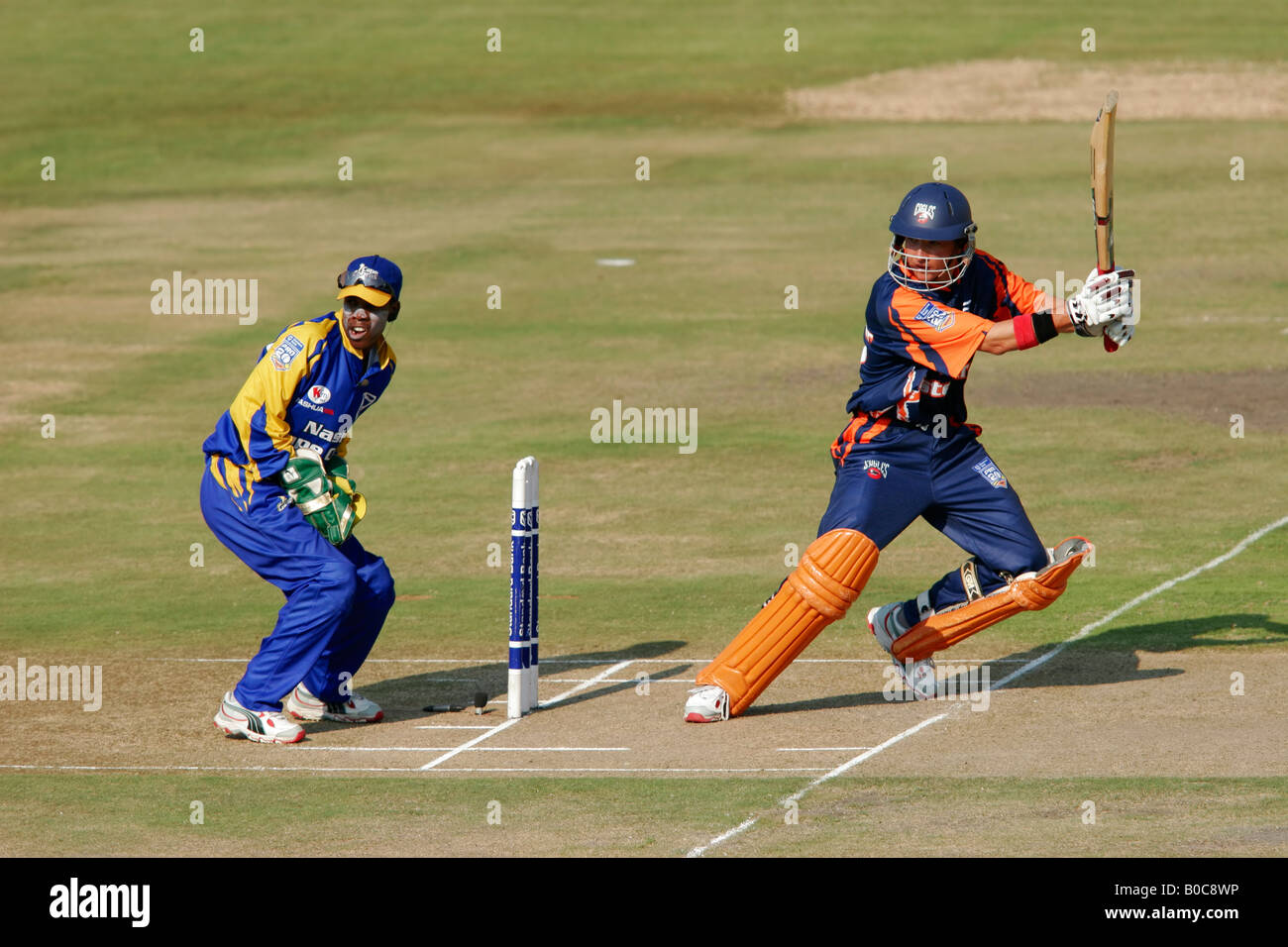 Action Cricket lors d'un match d'une journée entre le cap de l'État libre cobras et les aigles, Bloemfontein, Afrique du Sud Banque D'Images