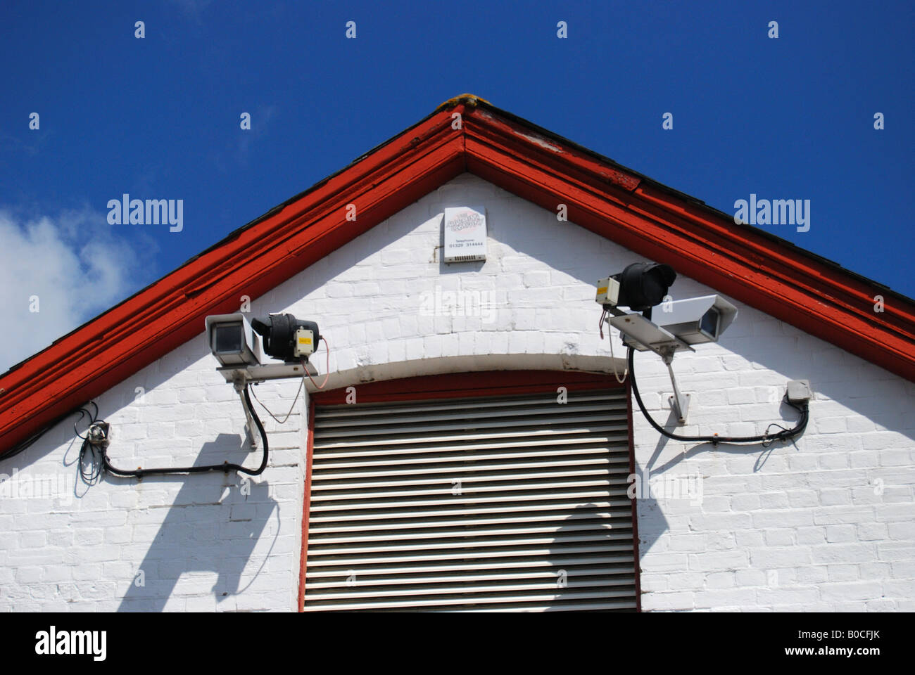Caméras de surveillance sur la construction, Gosport, Hampshire, Angleterre, Royaume-Uni Banque D'Images