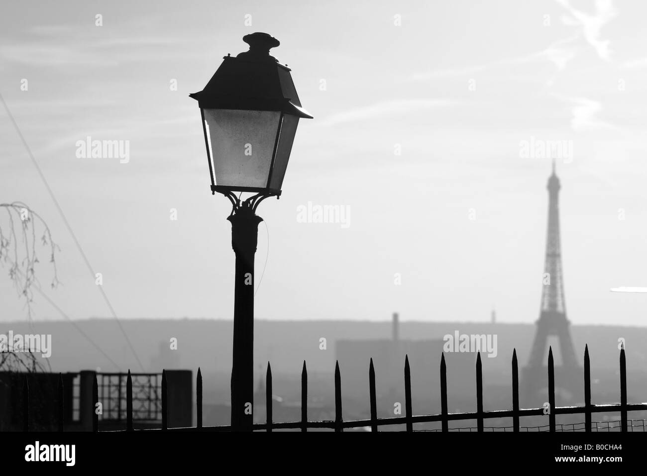 France, Paris, Montmartre, la tour Eiffel, Banque D'Images