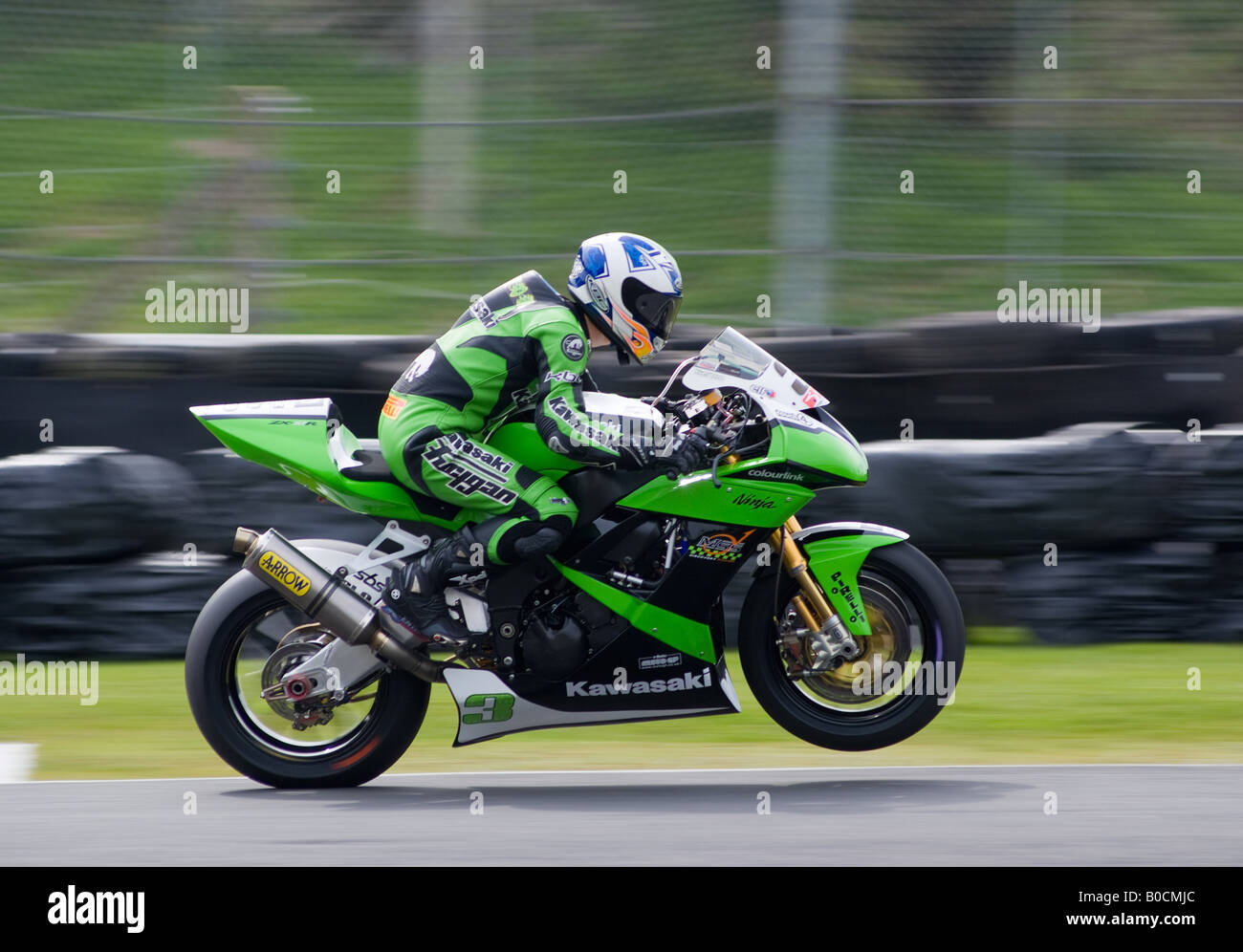 Stuart Easton Équitation une Kawasaki moto dans le British Superbike Championship at Oulton Park Cheshire England Royaume-Uni Banque D'Images