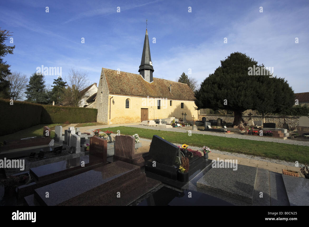 France,osmoy,cimetière,église,cimetière Banque D'Images