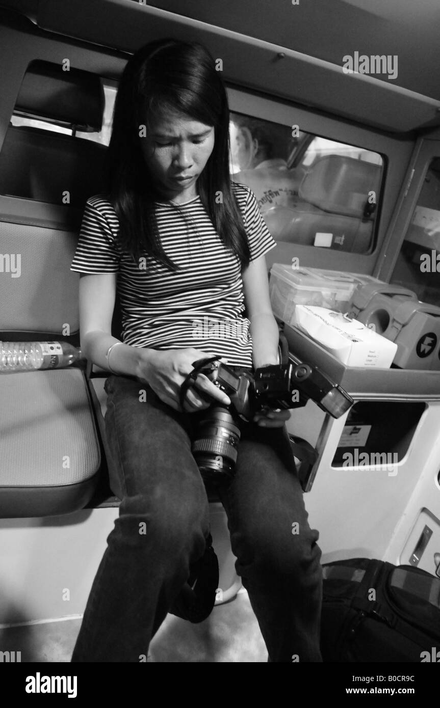 Mlle bangkok dans l'arrière d'une ambulance, en affectation avec bodysnatchers Banque D'Images