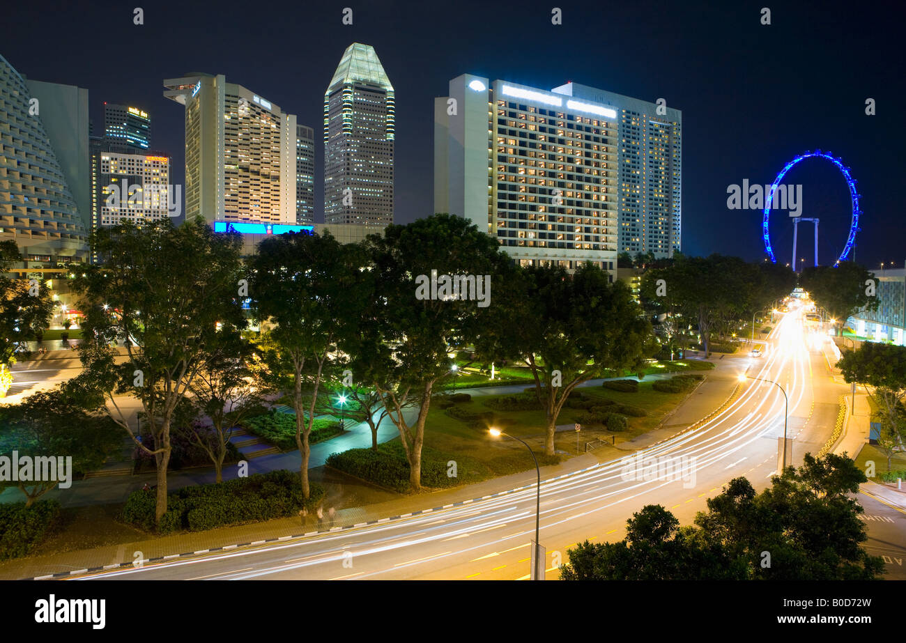 Singapour, Marina Bay et Singapore Flyer. Banque D'Images