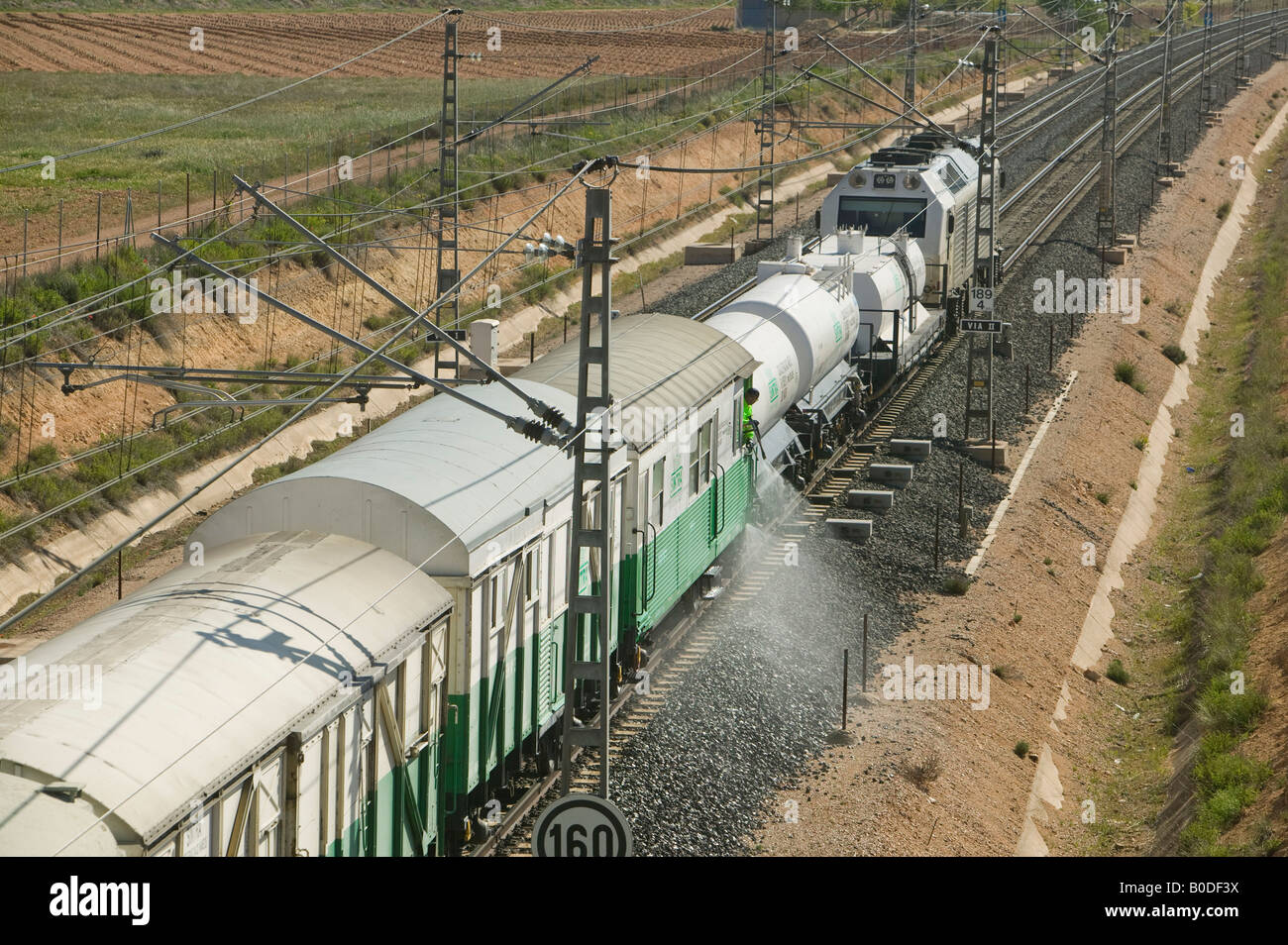 L'Espagne, les chemins de fer, le rail, la lutte contre les mauvaises herbes-killer, train, travail, transport, transport, TREN, comunication, railroad, via Banque D'Images