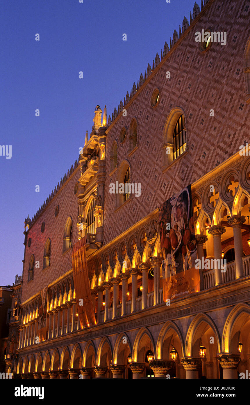 L'extérieur de l'hôtel vénitien et Casino Las Vegas NEVADA USA Banque D'Images