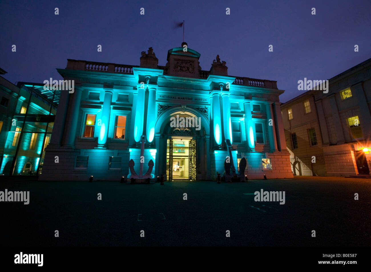 Entrée de nuit National Maritime Museum à Greenwich London England UK Banque D'Images