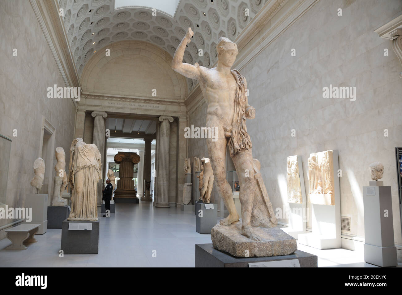 Une galerie de statues romaines à New York Metropolitan Museum of Art Banque D'Images