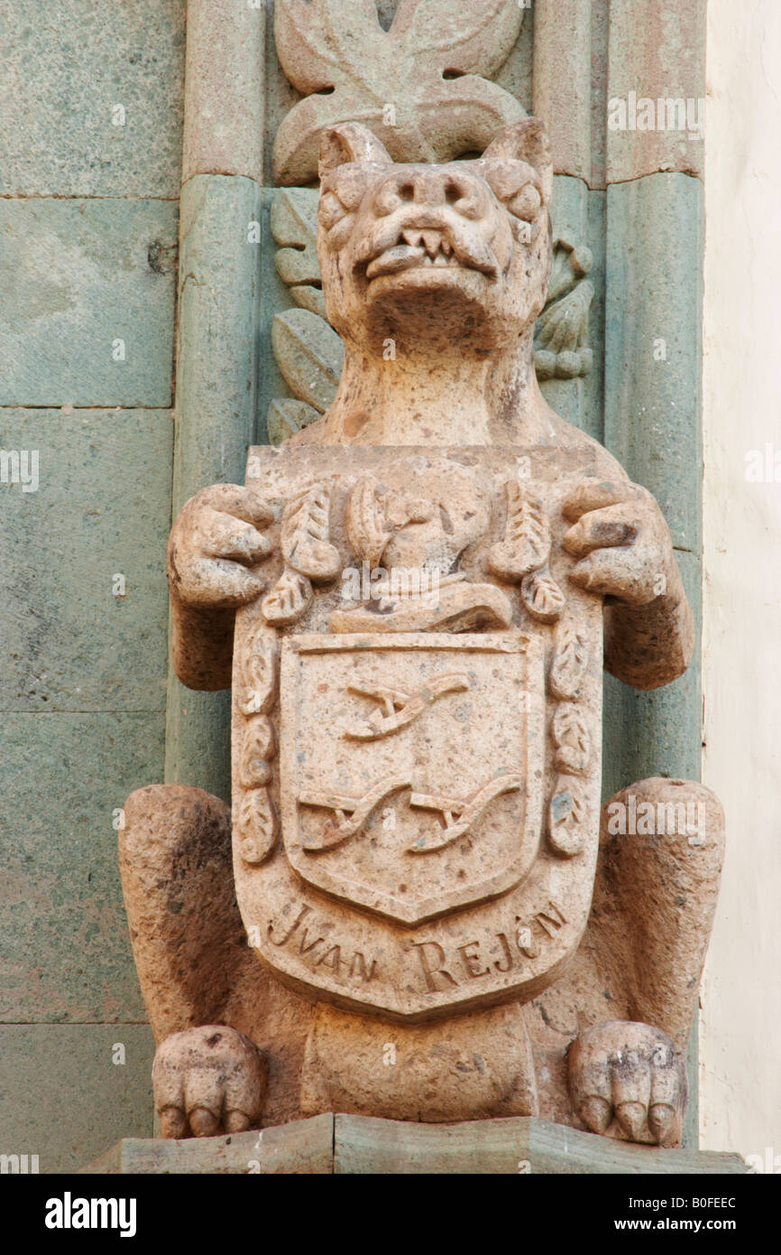 Statue de pierre à l'entrée de la Casa de Colon (Christophe Colomb) à Las Palmas, Gran Canaria Banque D'Images