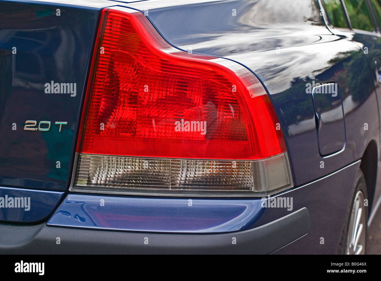 Le feu arrière droit cluster sur une berline Volvo S60 Banque D'Images