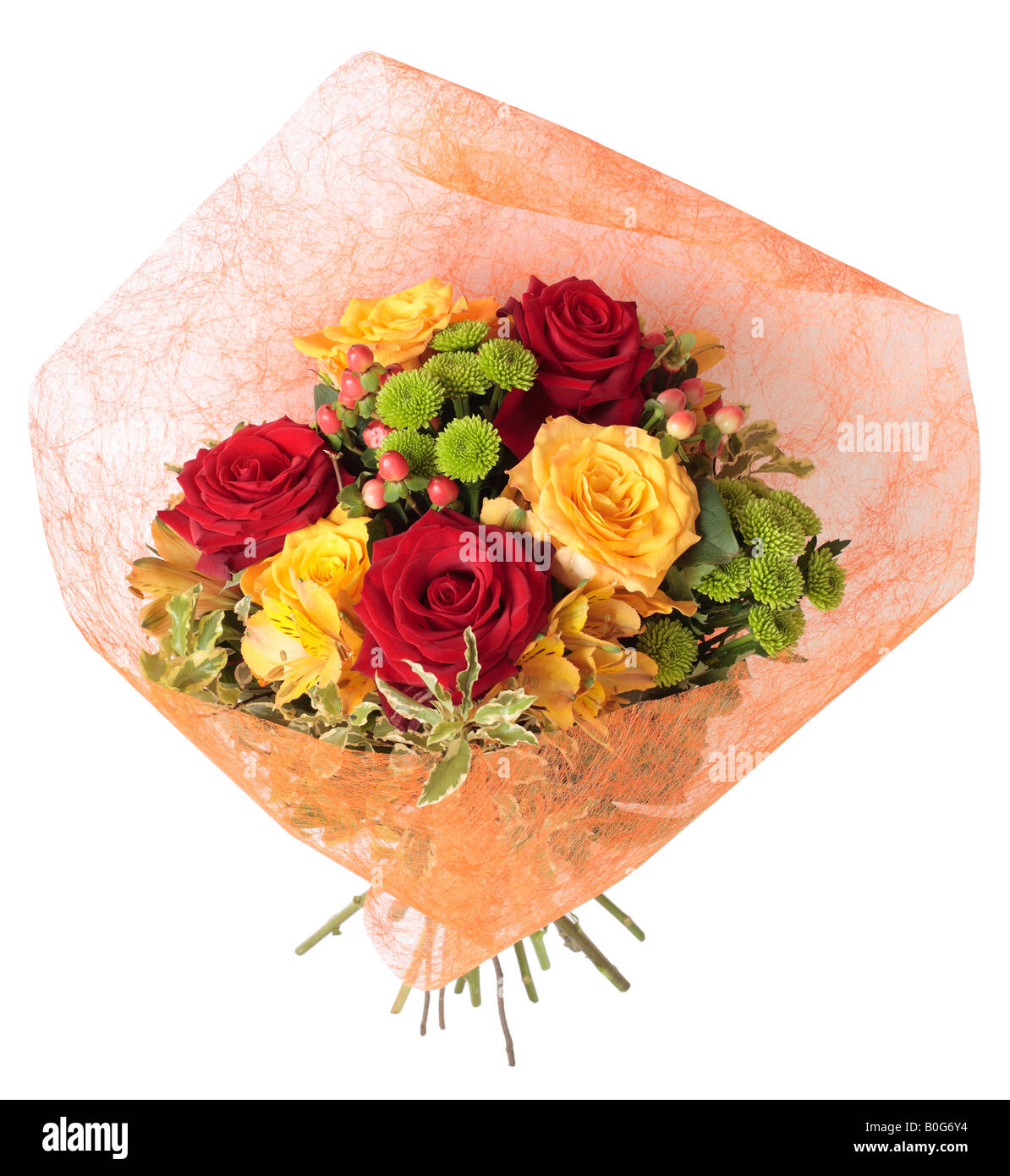 Bouquet de roses, Alstroemeria péruvienne (Lily), le millepertuis et les chrysanthèmes. Banque D'Images