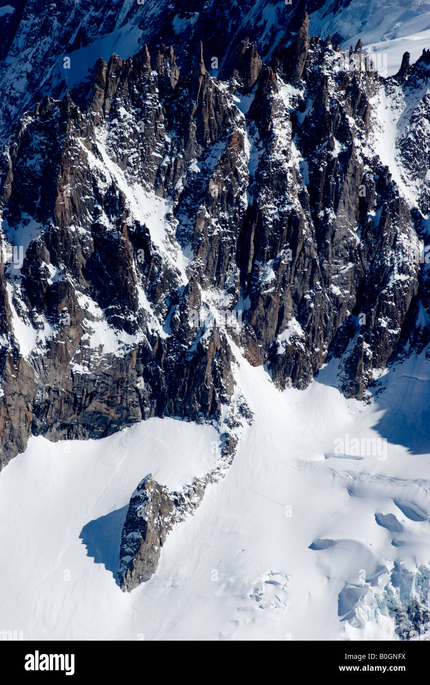 Glacier des Periades et raide couloir sud-ouest vers la breche Puiseux  (3432m), Chamonix, France Photo Stock - Alamy