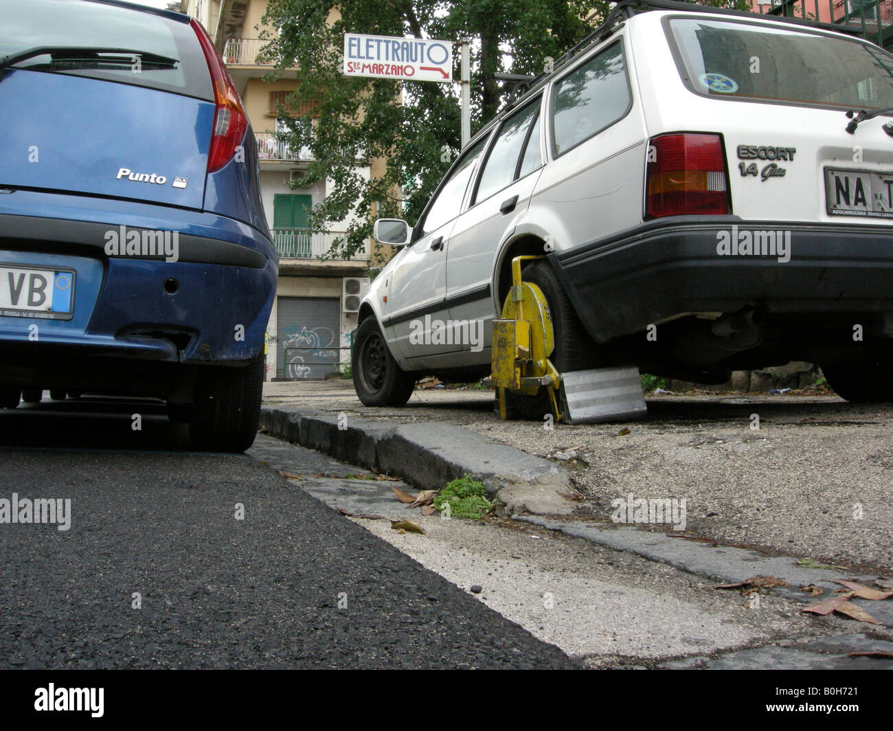 Pas de parking - Fuorigrotta Napoli Campania Italia Banque D'Images