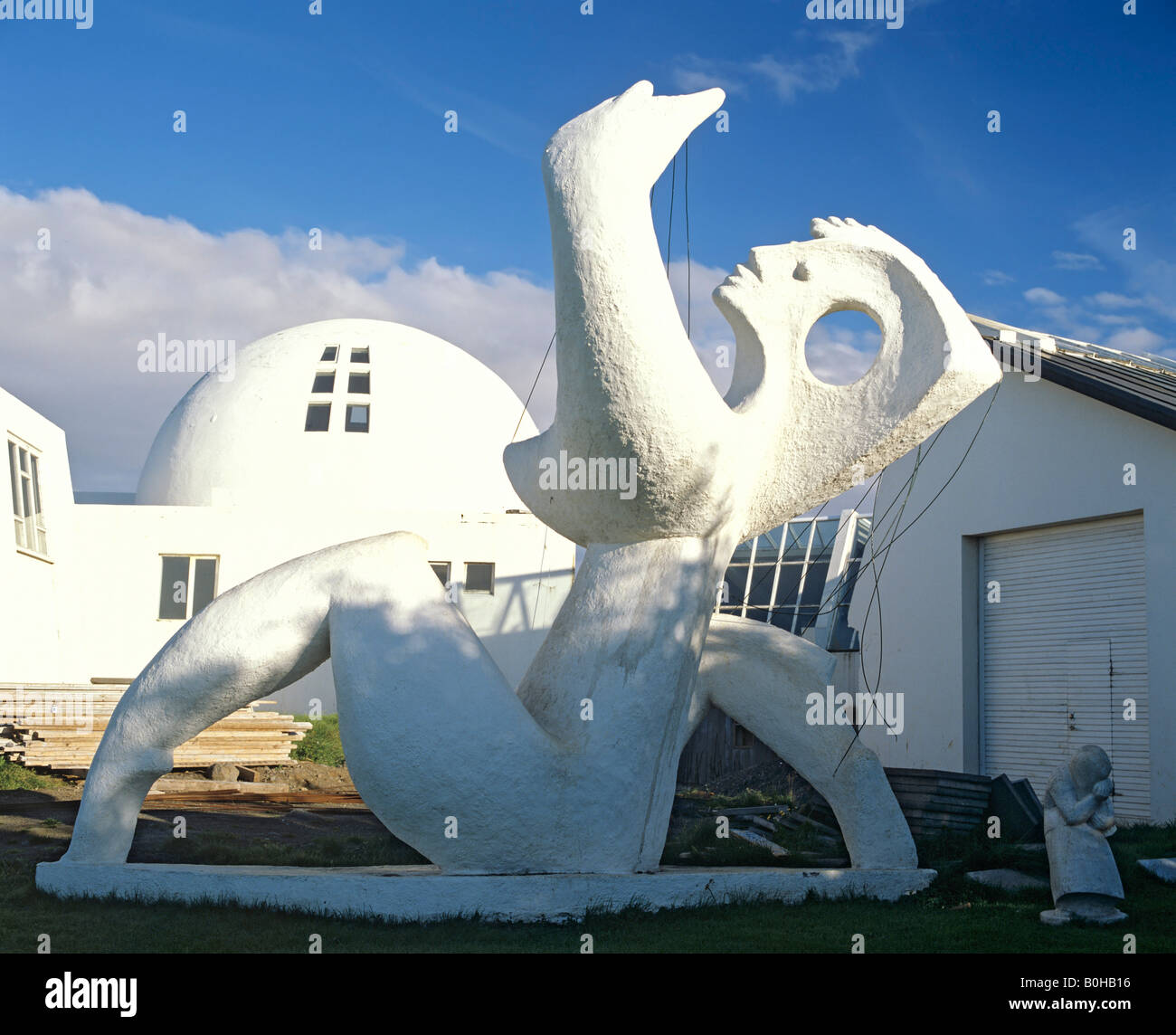 En face de la sculpture Reykjavik Art Museum, Musée de Sculpture Ásmundur Sveinsson, Reykjavik, Islande Banque D'Images