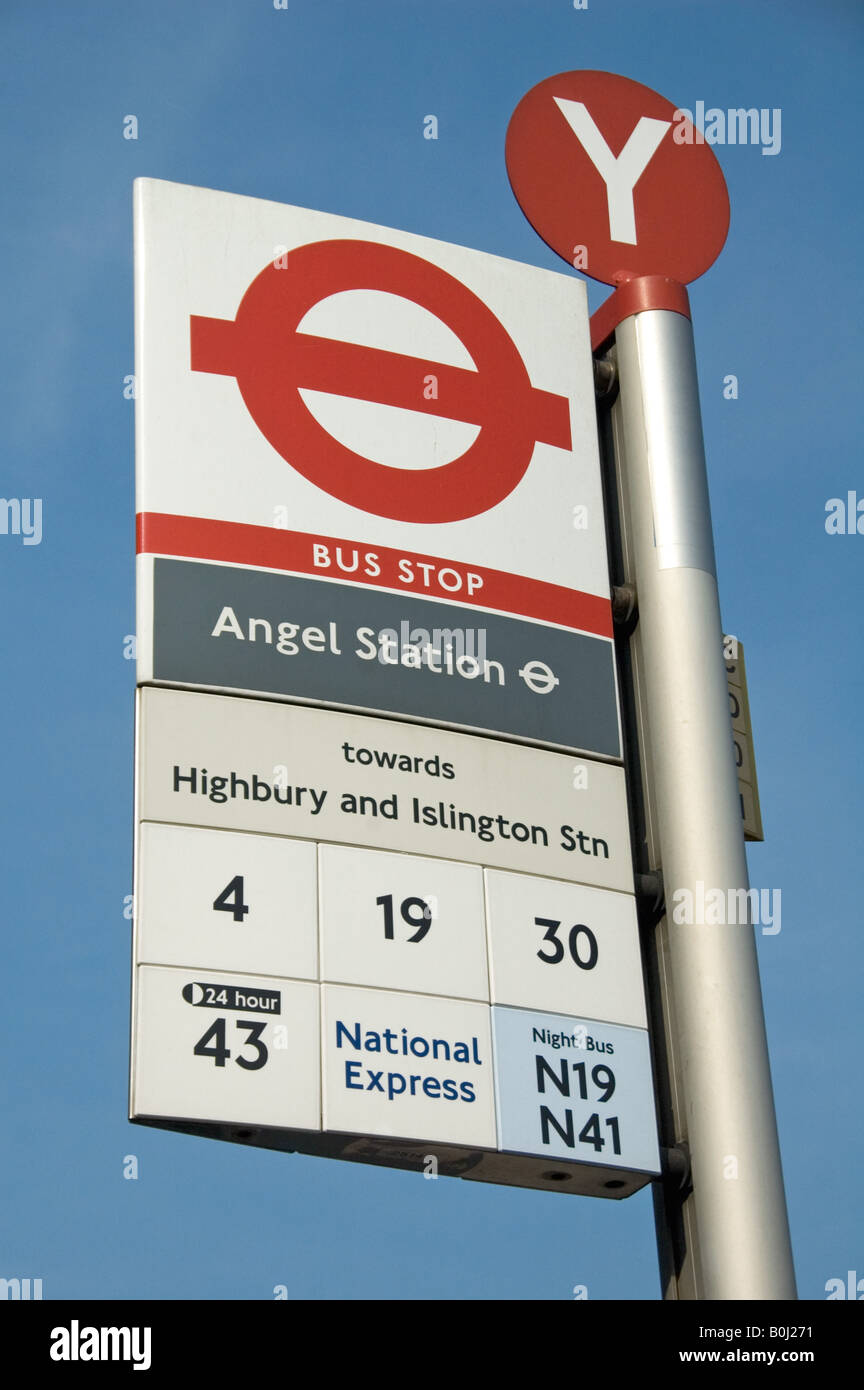 London Transport bus stop Angel Islington Londres UK Banque D'Images