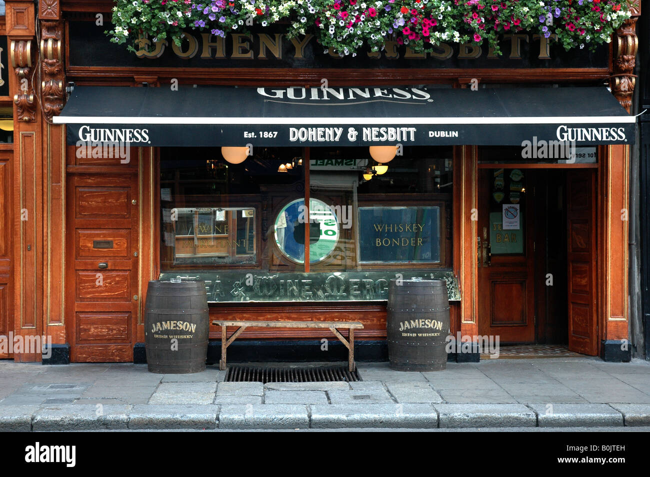 Doheny & Nesbitt une pub politique Banque D'Images