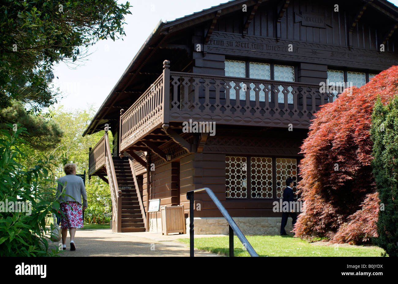 Swiss Cottage construit pour une utilisation par les enfants royaux Princes et Princesses à l'Osborne House estate à East Cowes Banque D'Images