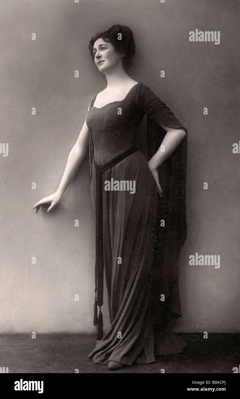 Miriam Clements, acteur et interprète britannique, 1910.Artiste : Dover Street Photo Studio Banque D'Images