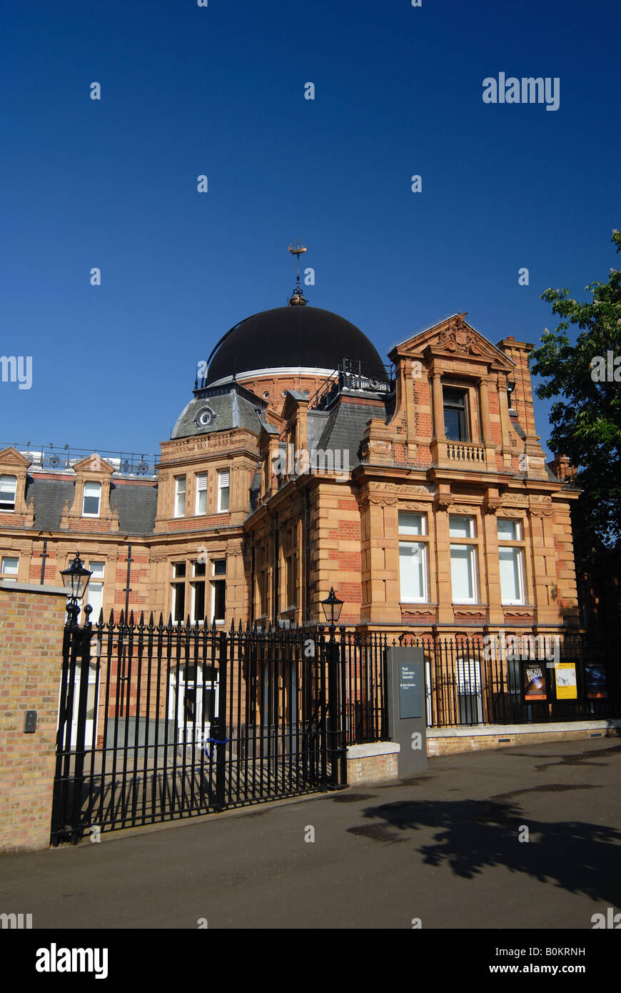 Le Centre d'astronomie de l'Observatoire Royal de Greenwich Park, London UK Banque D'Images