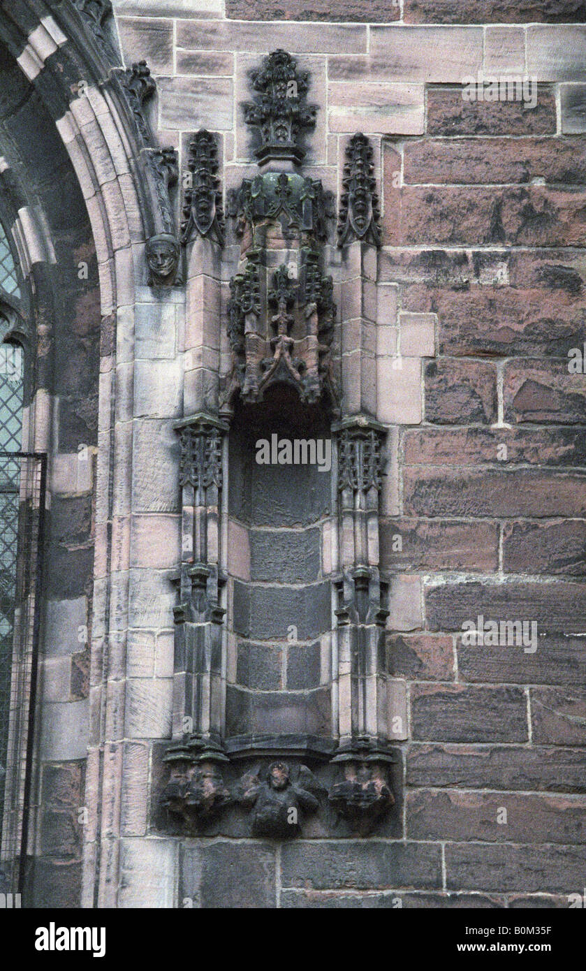 Détail de la sculpture de la cathédrale de Chester (St. Werburgh's), Chester, England, Printemps 2008 Banque D'Images