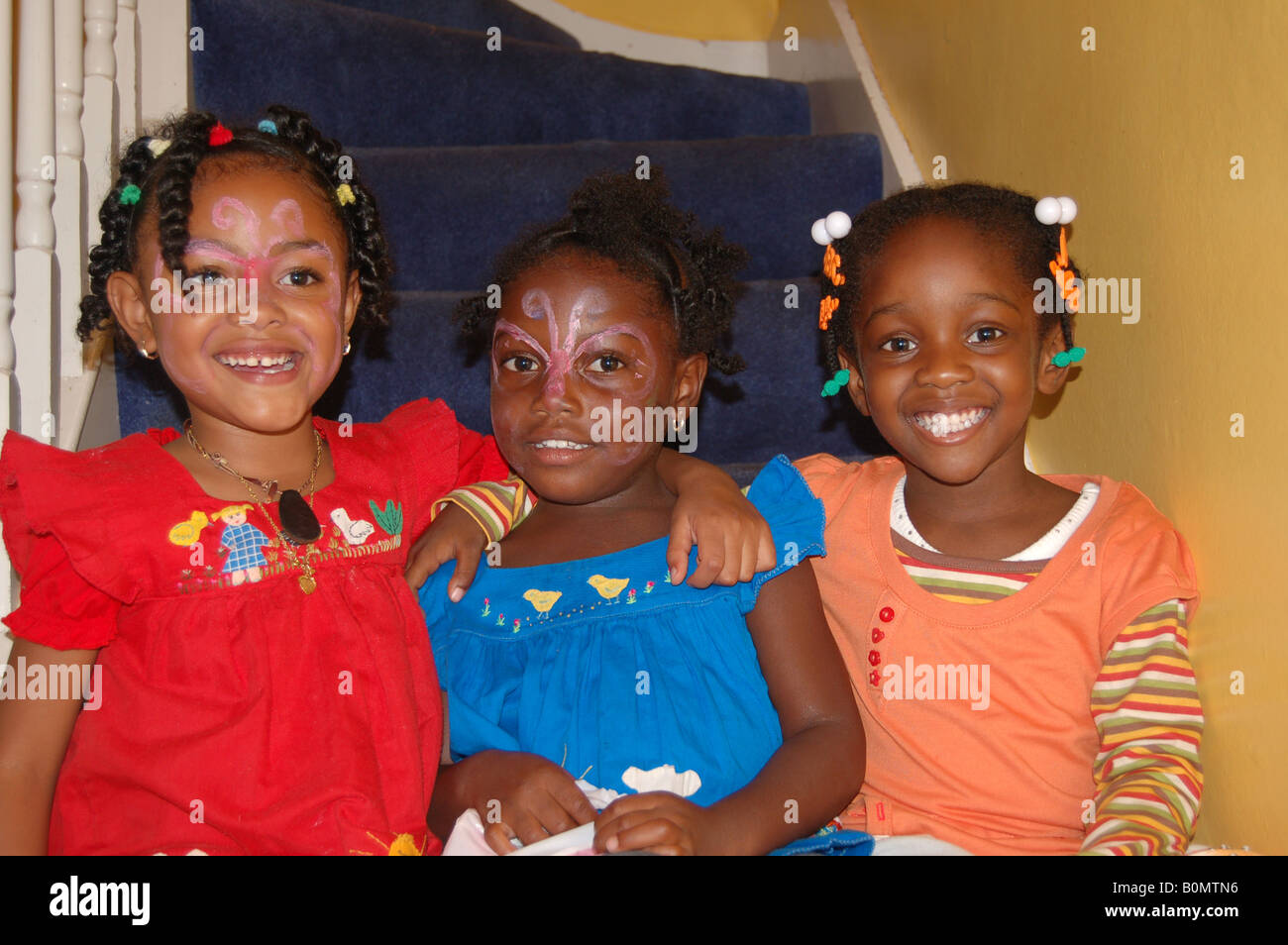 Smiling afro-caraïbes filles Banque D'Images