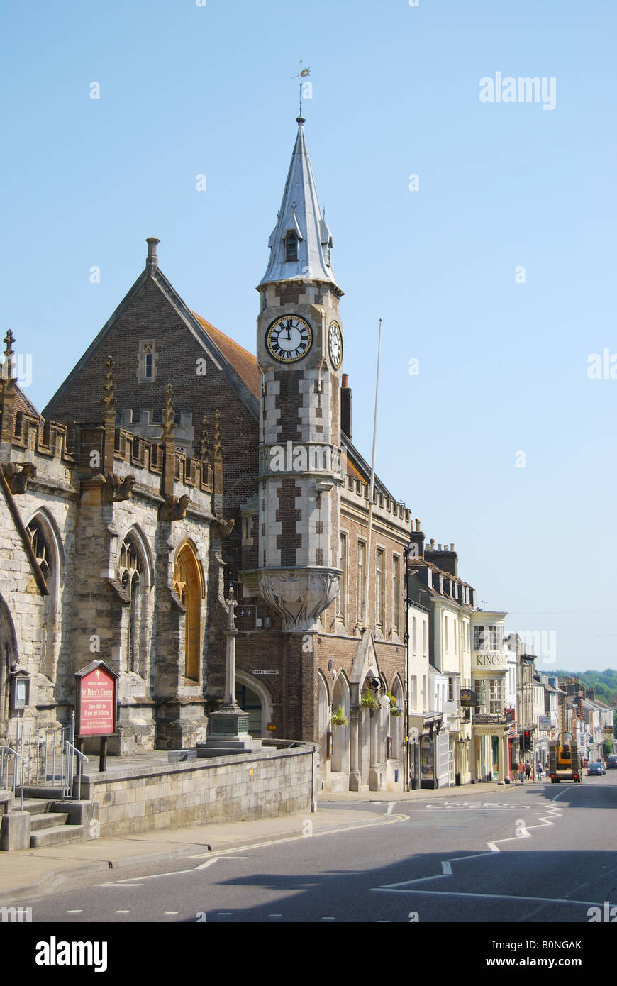 High Street West montrant Old Crown Court, Dorchester, Dorset, Angleterre, Royaume-Uni Banque D'Images