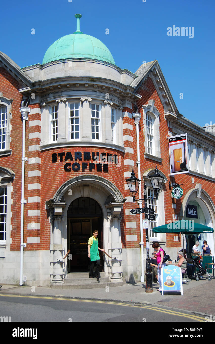 Starbuck's Coffee Shop, South Street, Dorchester, Dorset, Angleterre, Royaume-Uni Banque D'Images