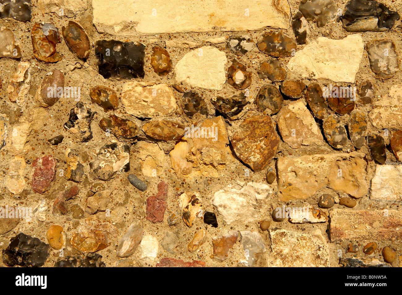 Mur de grès et de silex mur élisabéthaine Banque D'Images