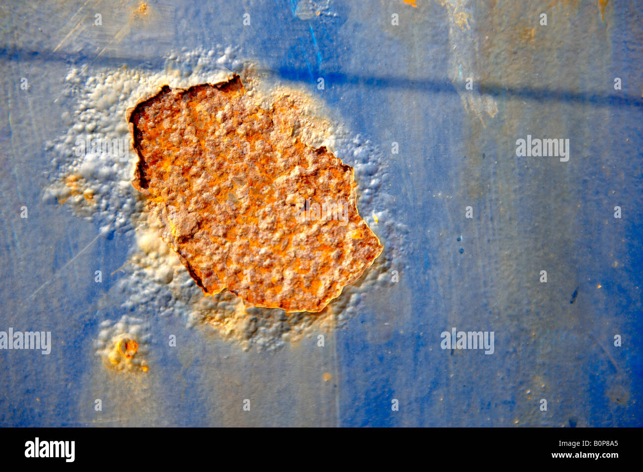 La rouille de la feuille de métal bleu Banque D'Images