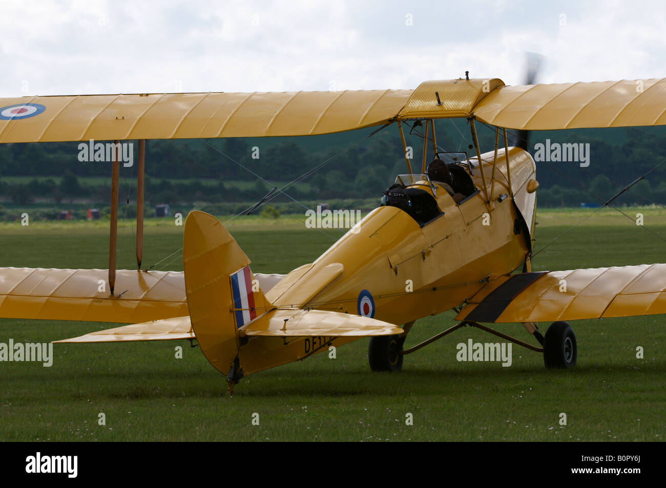 De Havilland DH-82 Tiger Moth Duxford Air Show 2008 - Vols de plaisance avant d'Airshow Banque D'Images