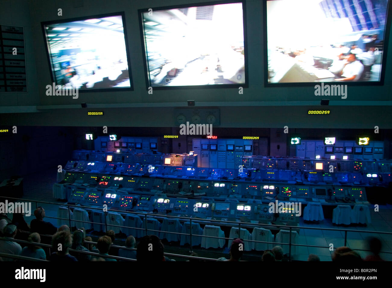 Salle de contrôle de la NASA pour la mission habitée Apollo 11 à la terre sur la lune à la John F Kennedy Space Center de Cape Canaveral en Floride Banque D'Images