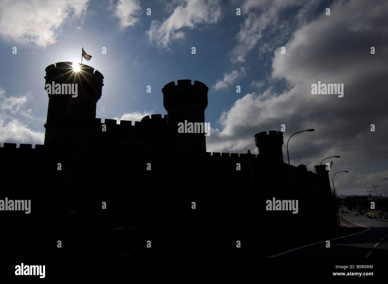Les sombres contours du château-comme prison victorien classé Grade II dans la prison HMP Leicester Leicester Welford Road. Banque D'Images