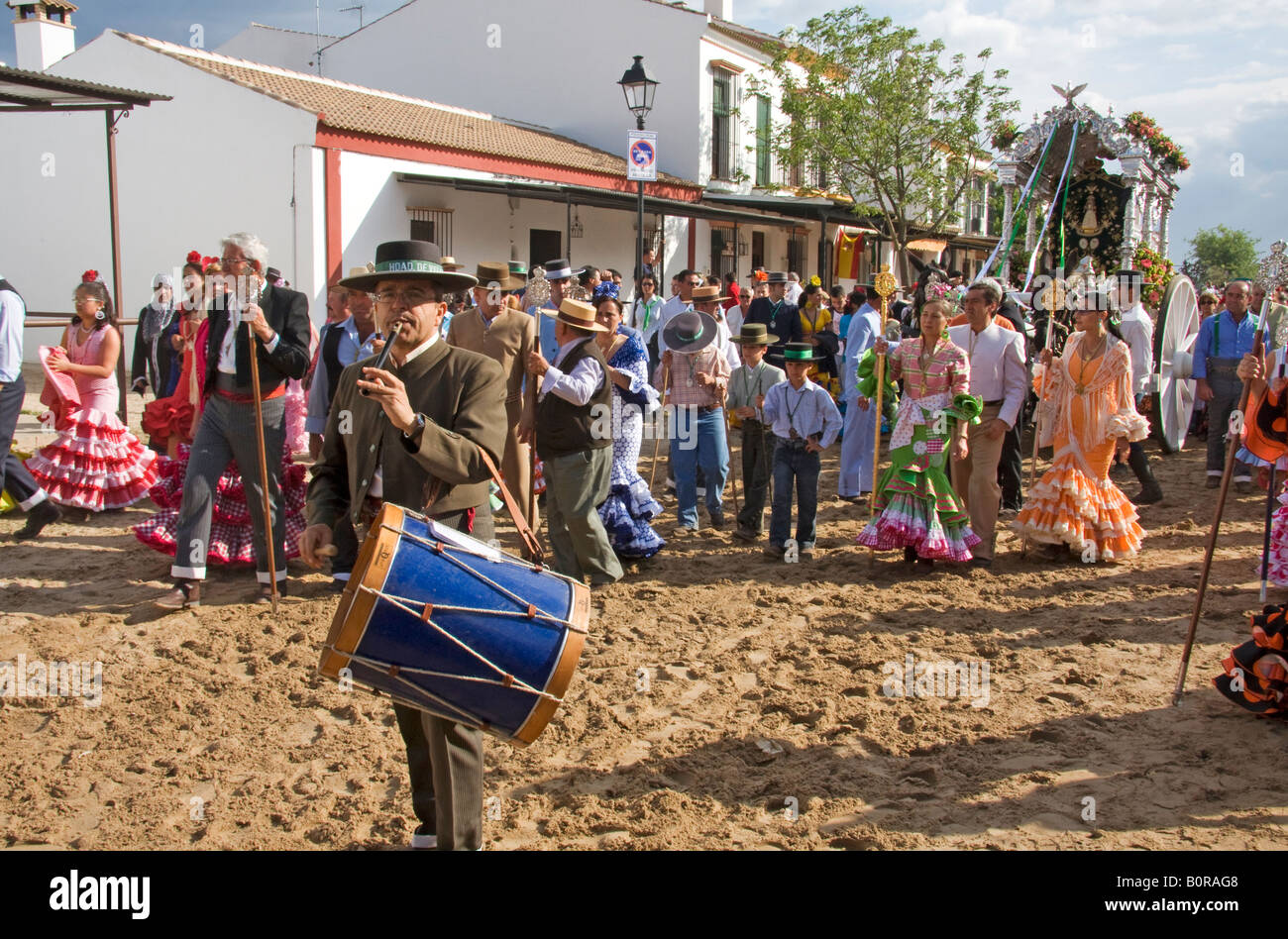 Pèlerins arrivant à El Rocío durant la romeria Banque D'Images