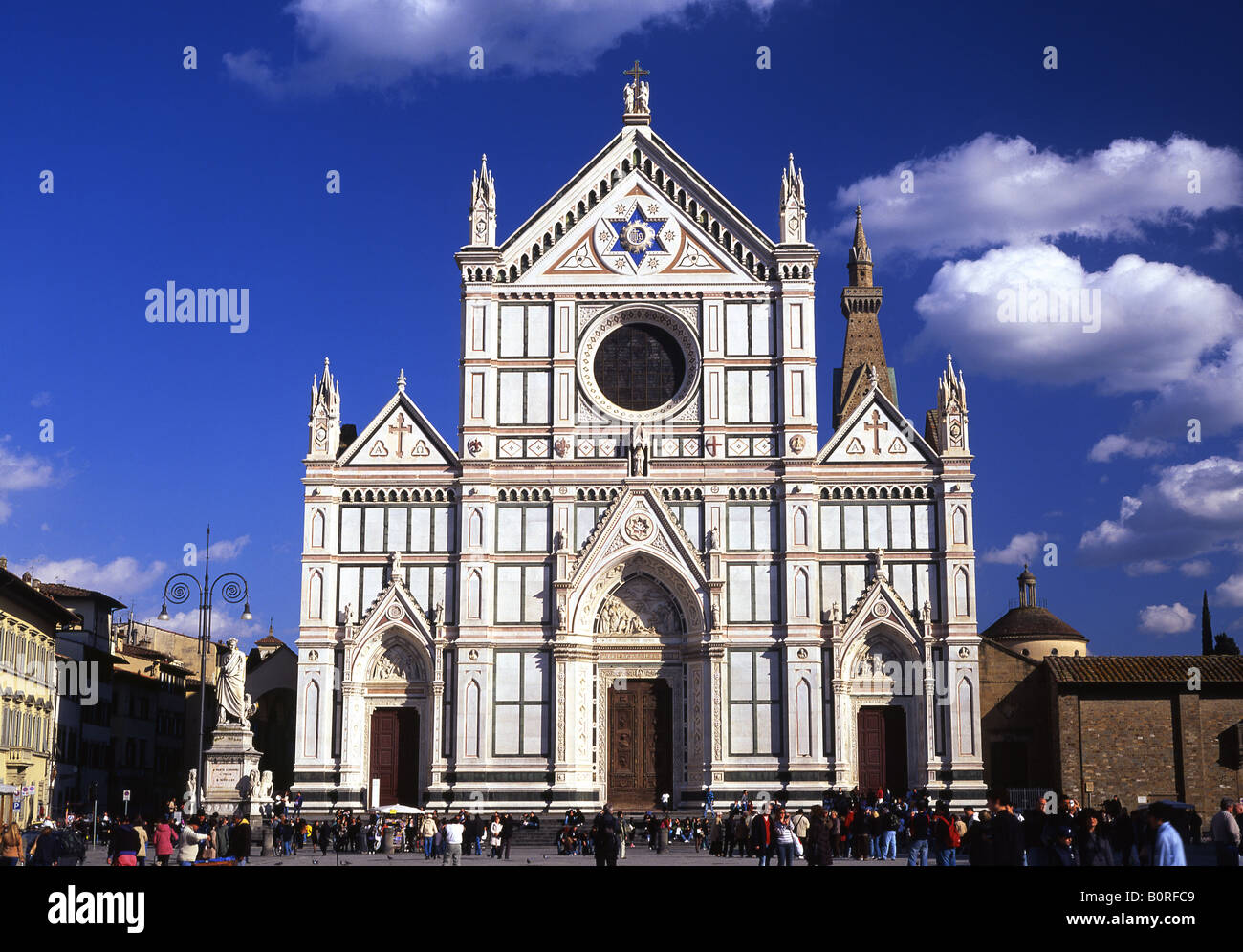 Église de Santa Croce et la Piazza Firenze Toscane Italie Banque D'Images