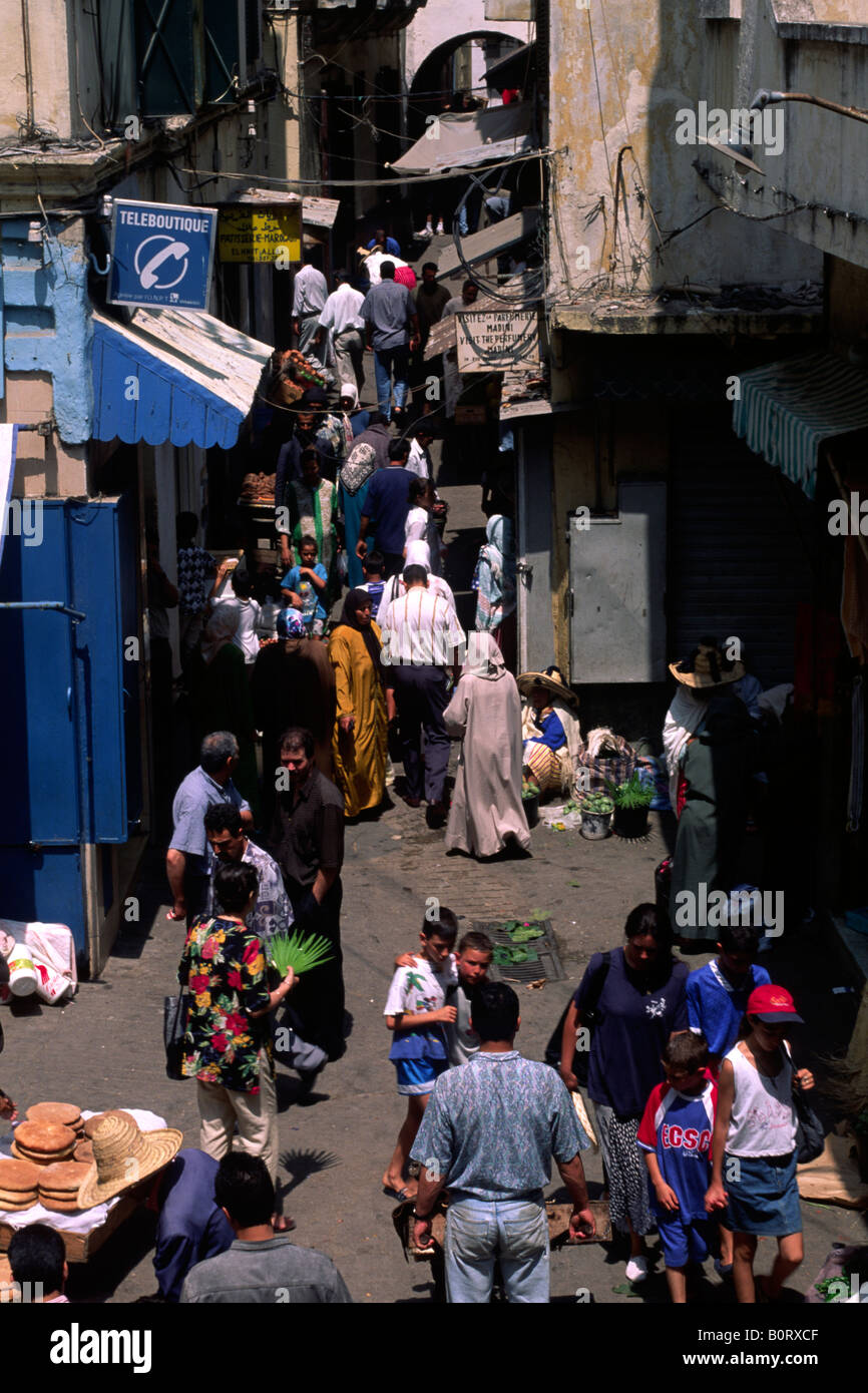 Maroc, Tanger, rue Medina Banque D'Images