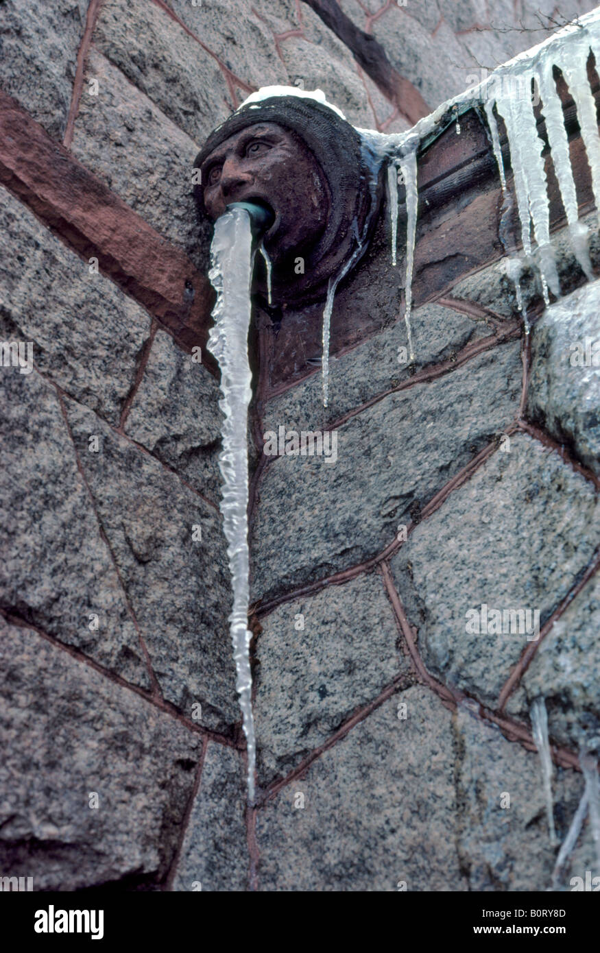 Gargoyle au Dartmouth College Banque D'Images