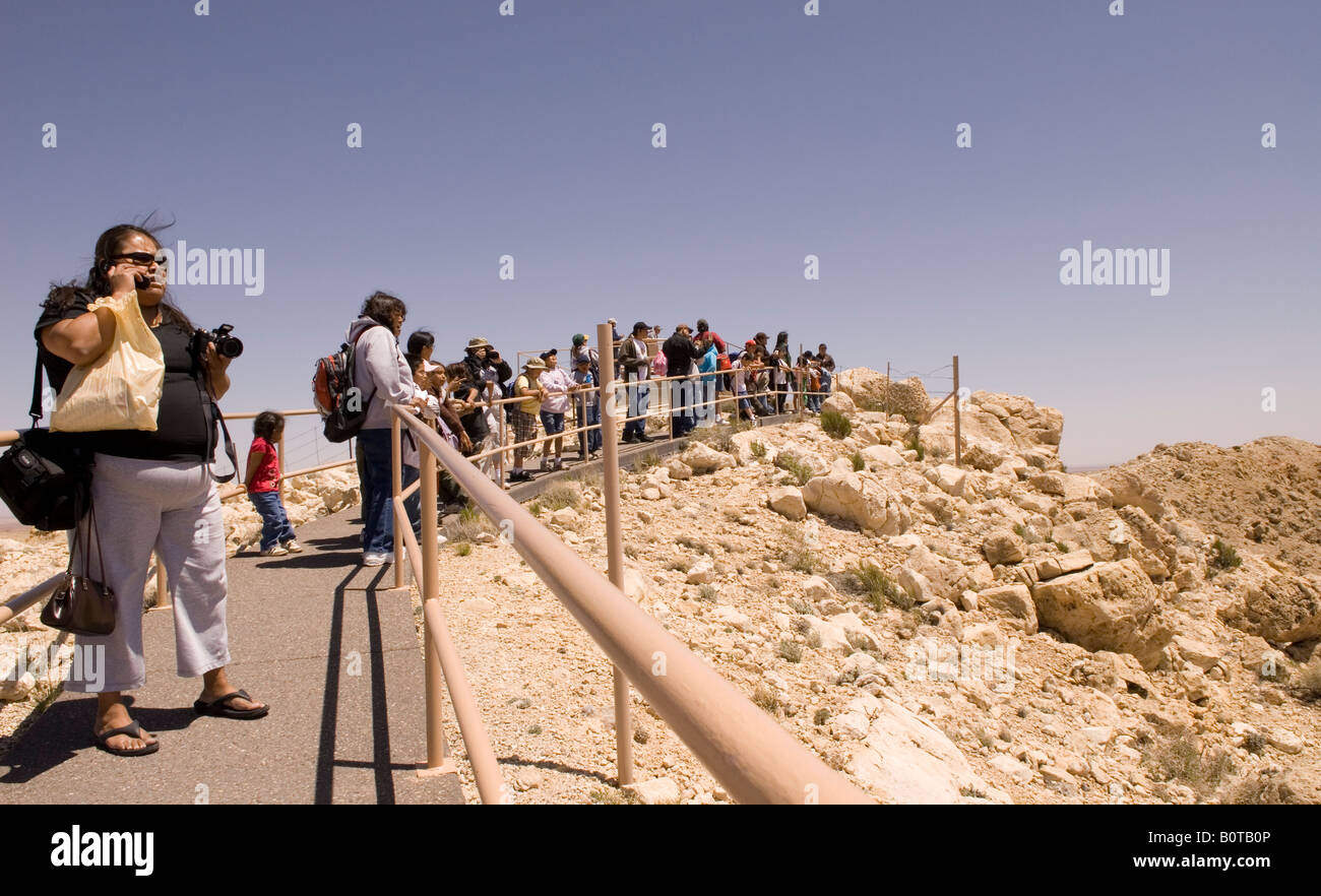 Les enfants de l'école Voir Meteor Crater Arizona USA Banque D'Images