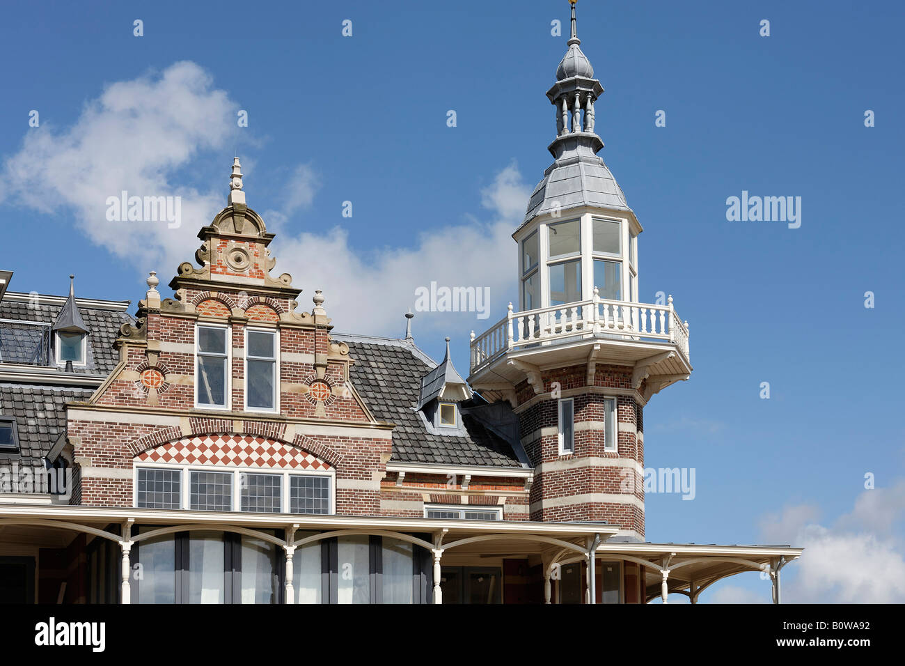 Petite tour, la façade de l'immeuble, pavillon de plage, Domburg, Walcheren, Zélande, Pays-Bas Banque D'Images