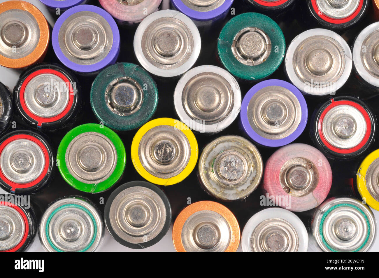 Utilisées, et des piles rechargeables AA vide Banque D'Images