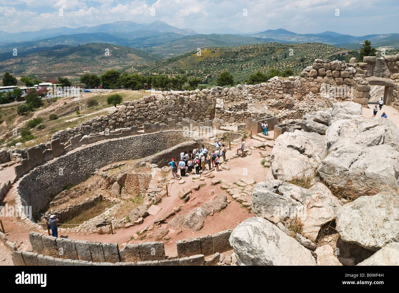 Ruines des tombes du roi, l'Acropole de Mycènes, site archéologique, Péloponnèse, Grèce, Europe Banque D'Images