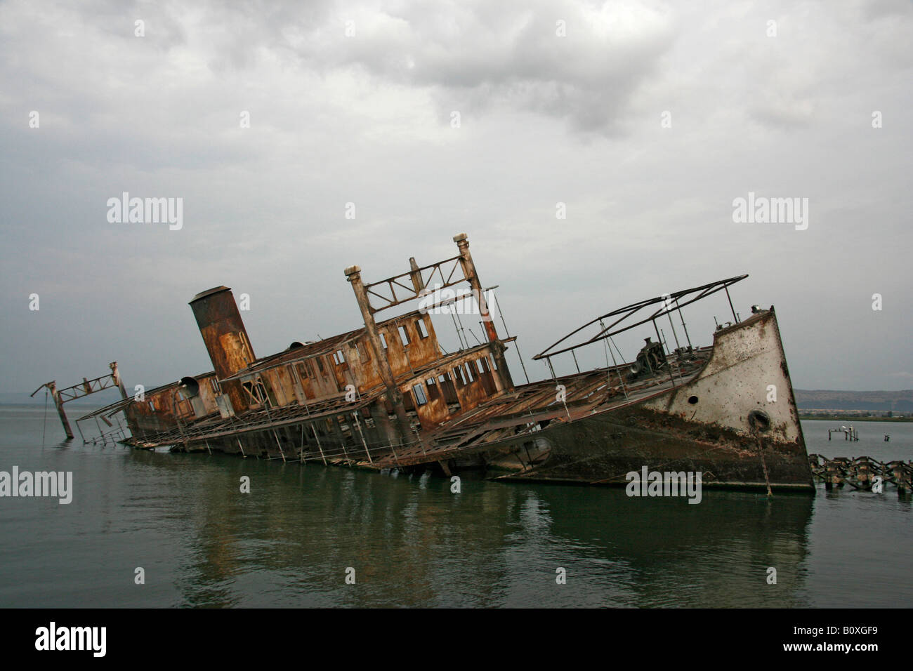 L'épave du navire à vapeur Robert Coryndon à Butiaba Port sur le lac Albert, à l'ouest de l'Ouganda Banque D'Images