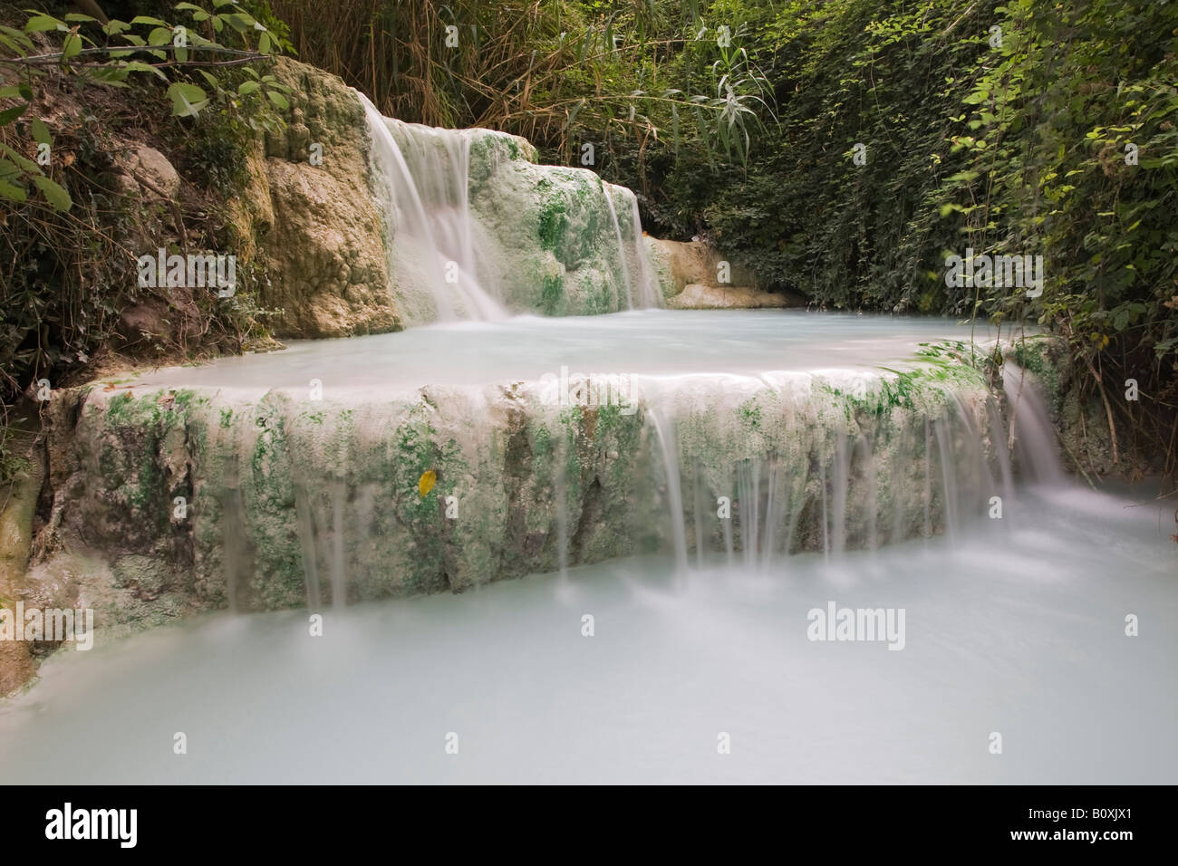 Italie, Toscane, sources thermales et Fossa Bianca dans Bagni San Filippo Banque D'Images