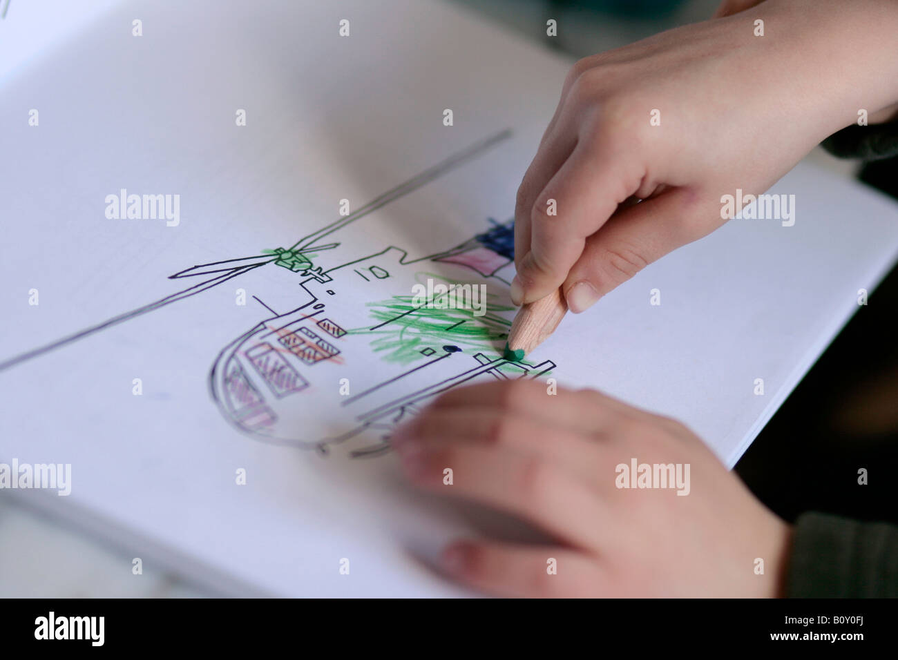 Par ailleurs, l'Allemagne enfants peinture Banque D'Images