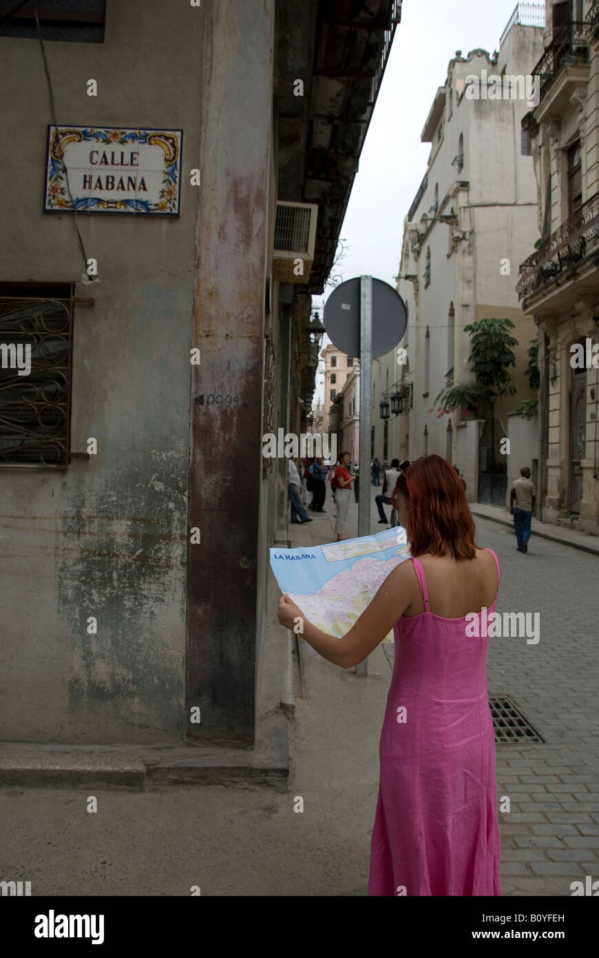 La Vieille Havane, "Habana" street Banque D'Images