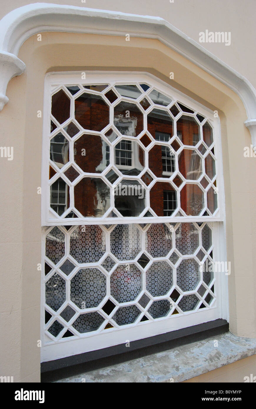 Fenêtre antique décoratif, Church Street, Aylesbury, Buckinghamshire, Angleterre, Royaume-Uni Banque D'Images