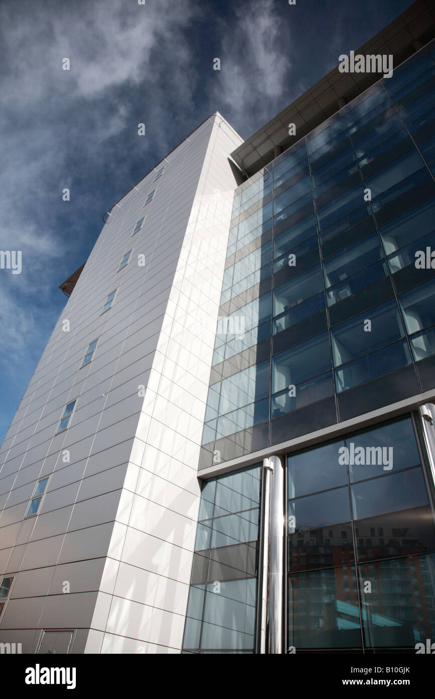 Tour moderne de plusieurs fins de Leeds UK Banque D'Images