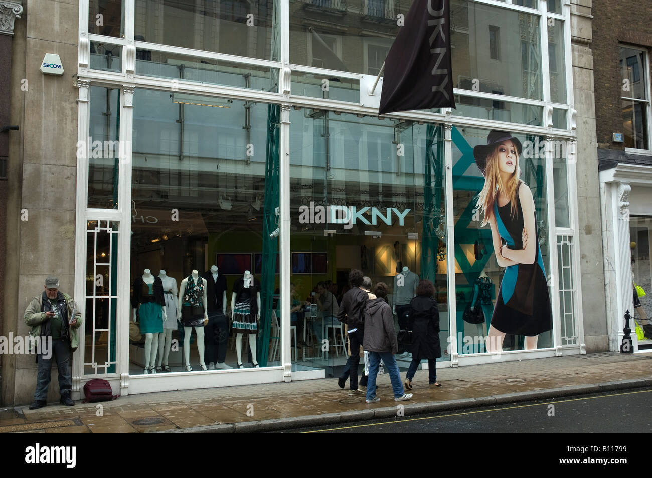 DKNY Shop à Old Bond Street London UK Banque D'Images